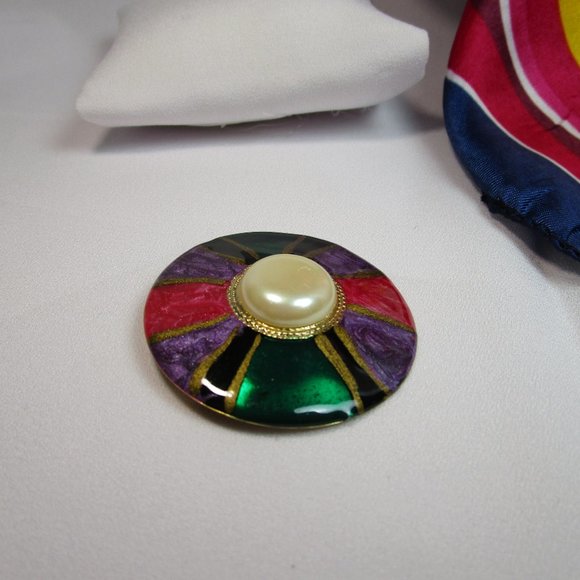 Vintage 80's Costume Jewelry Enamel Pin - Picture 9 of 9